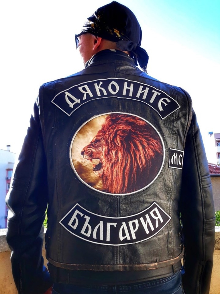 Дяконите - Прераждане - Копие на 60211996_344937603041983_3800961673737535488_n